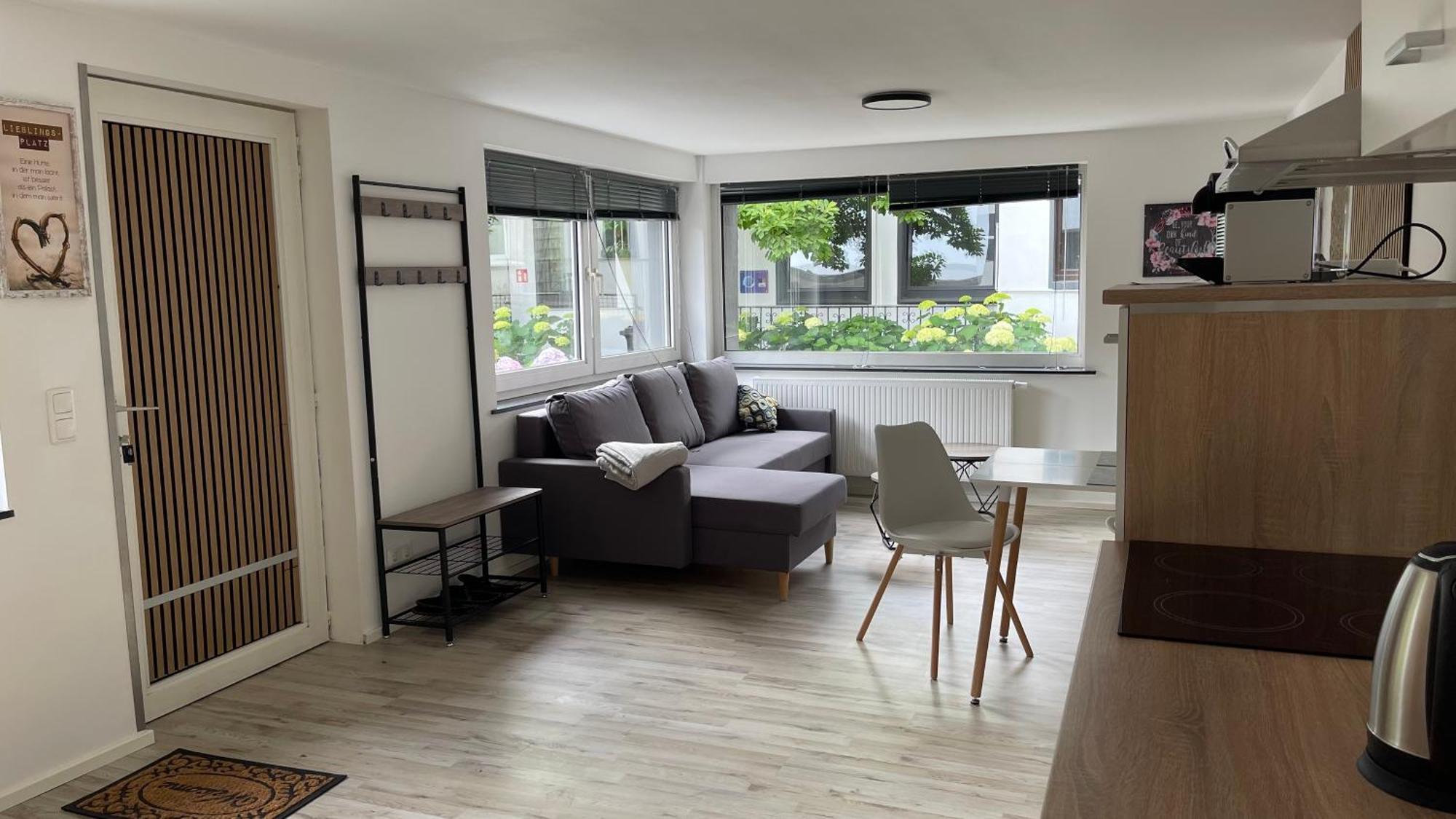 Apartmán Oase Im Gruenen Hinterhof, Eg, Ruhe, Terrasse, Carport, Free Paytv, Kaffee&Tee, Fahrraeder Duisburg Exteriér fotografie